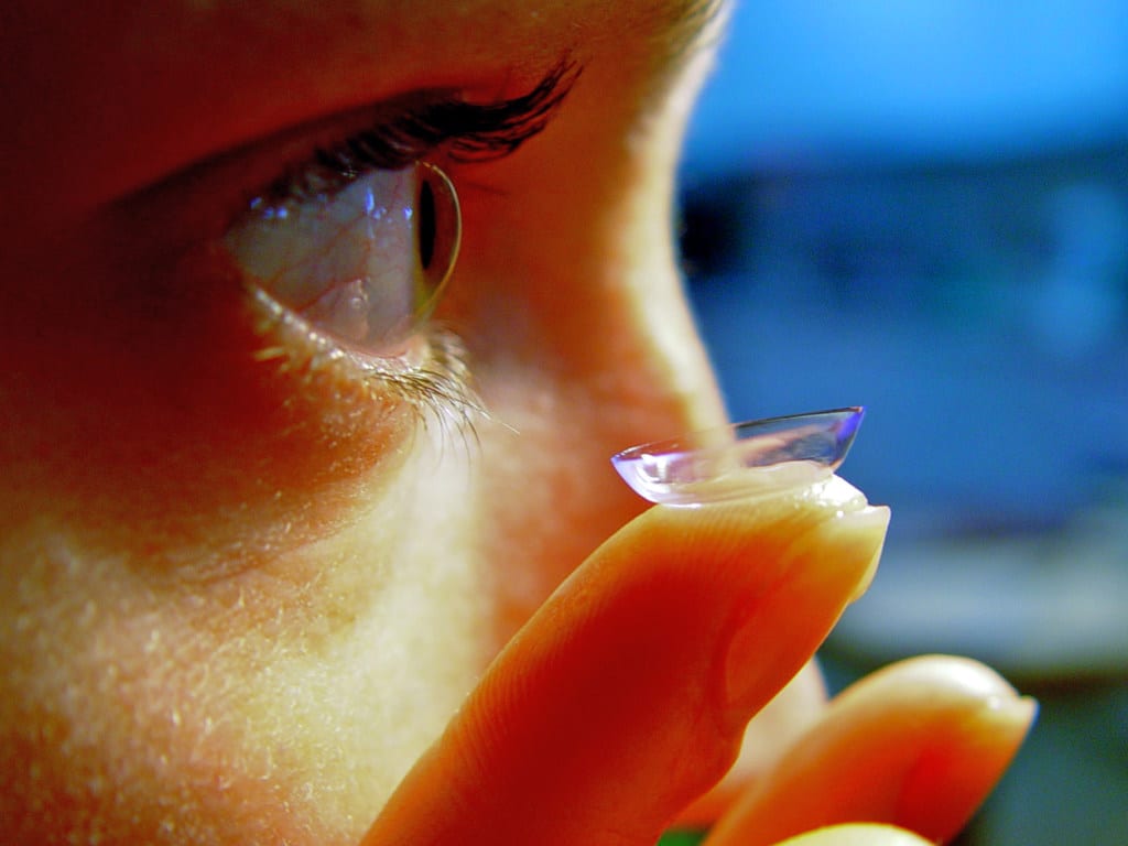 Contact lenses can cause problems with infections